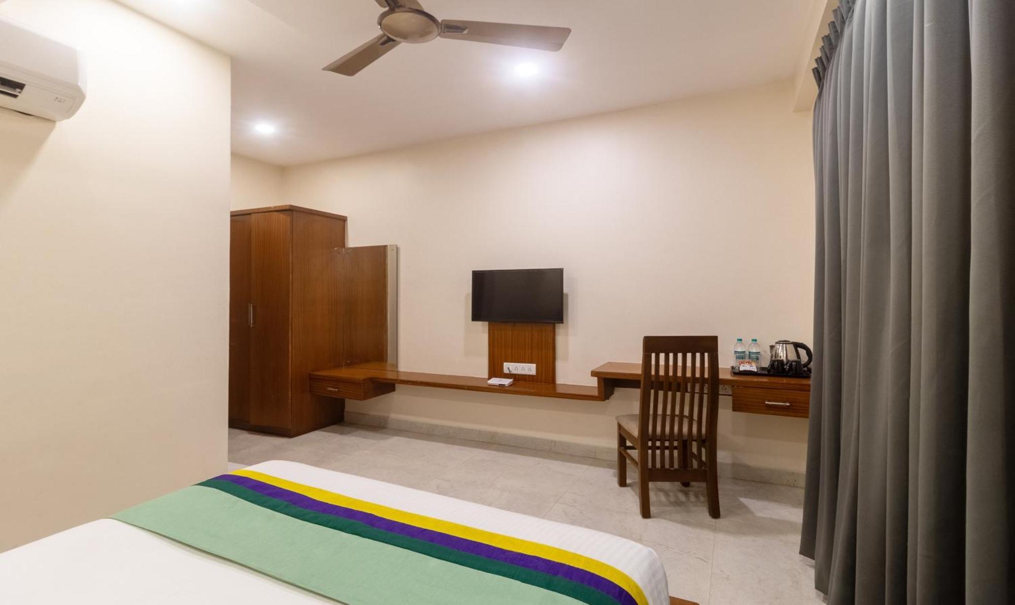 OYO 77066 Anjani Fortune Suites Bangalore Extérieur photo